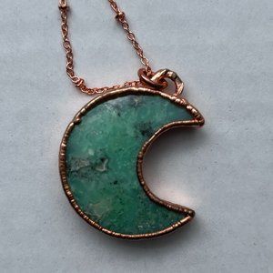 NWT Chrysoprase Crystal Moon Necklace on Copper Ball Chain